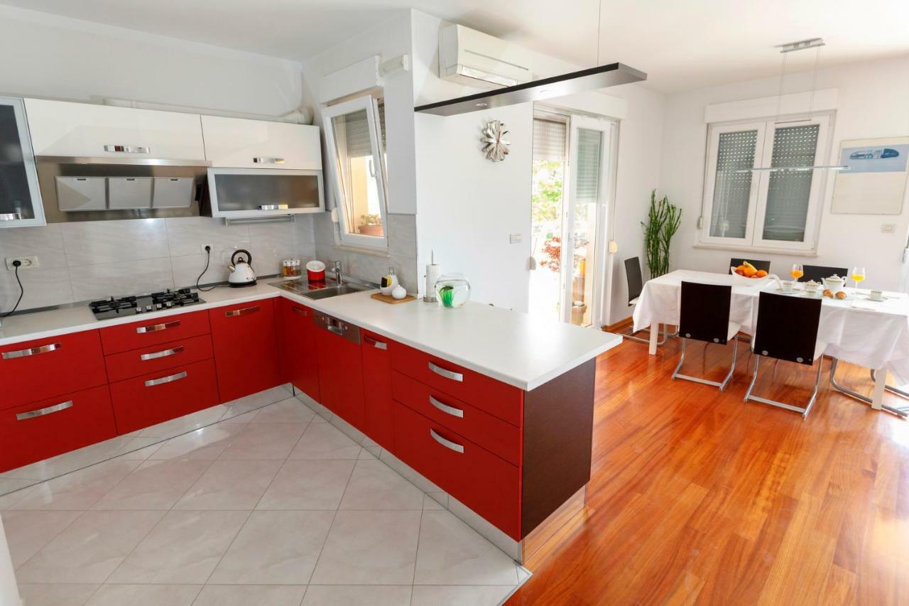 Luxury Villa Castrum Kaštela Екстериор снимка