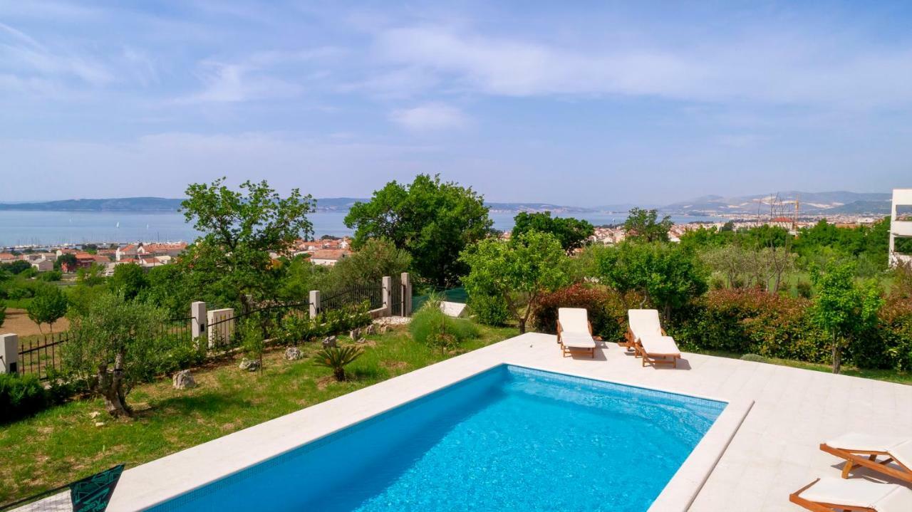 Luxury Villa Castrum Kaštela Екстериор снимка